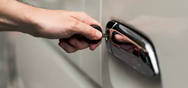 Why Choose Our Auto Locksmith Team in Rochester, MN?